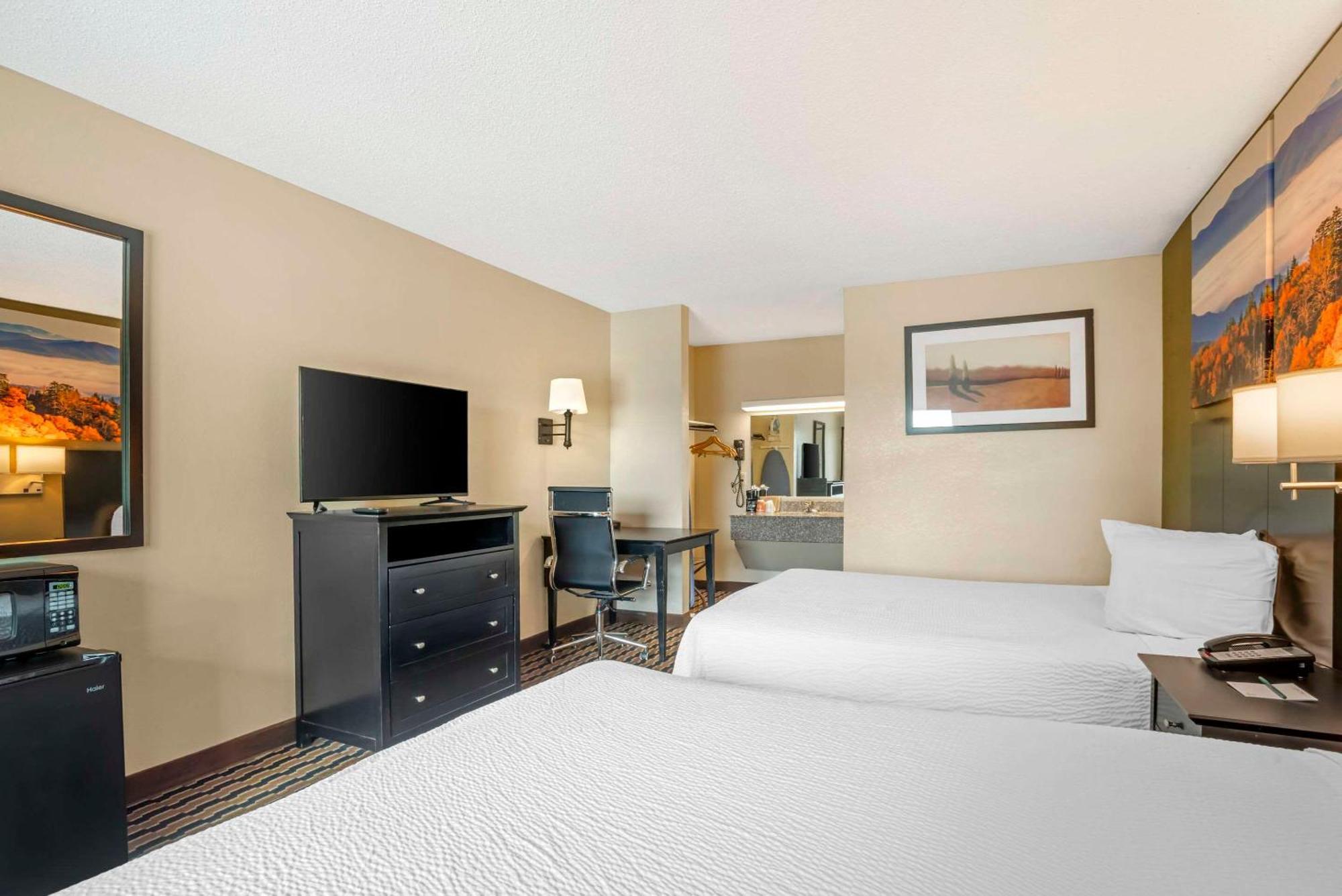 Quality Inn Near Speedway Wilkesboro Esterno foto
