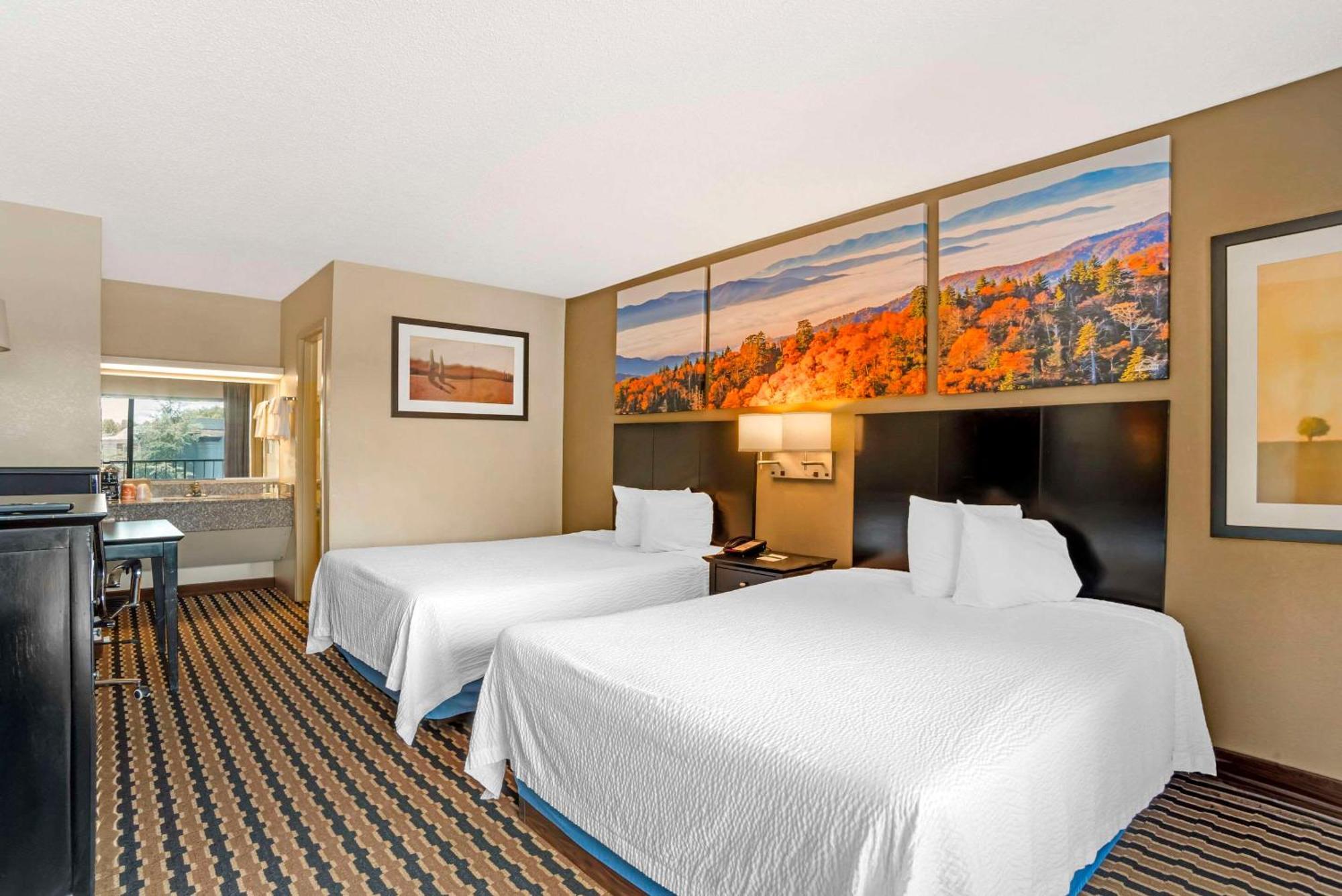 Quality Inn Near Speedway Wilkesboro Esterno foto