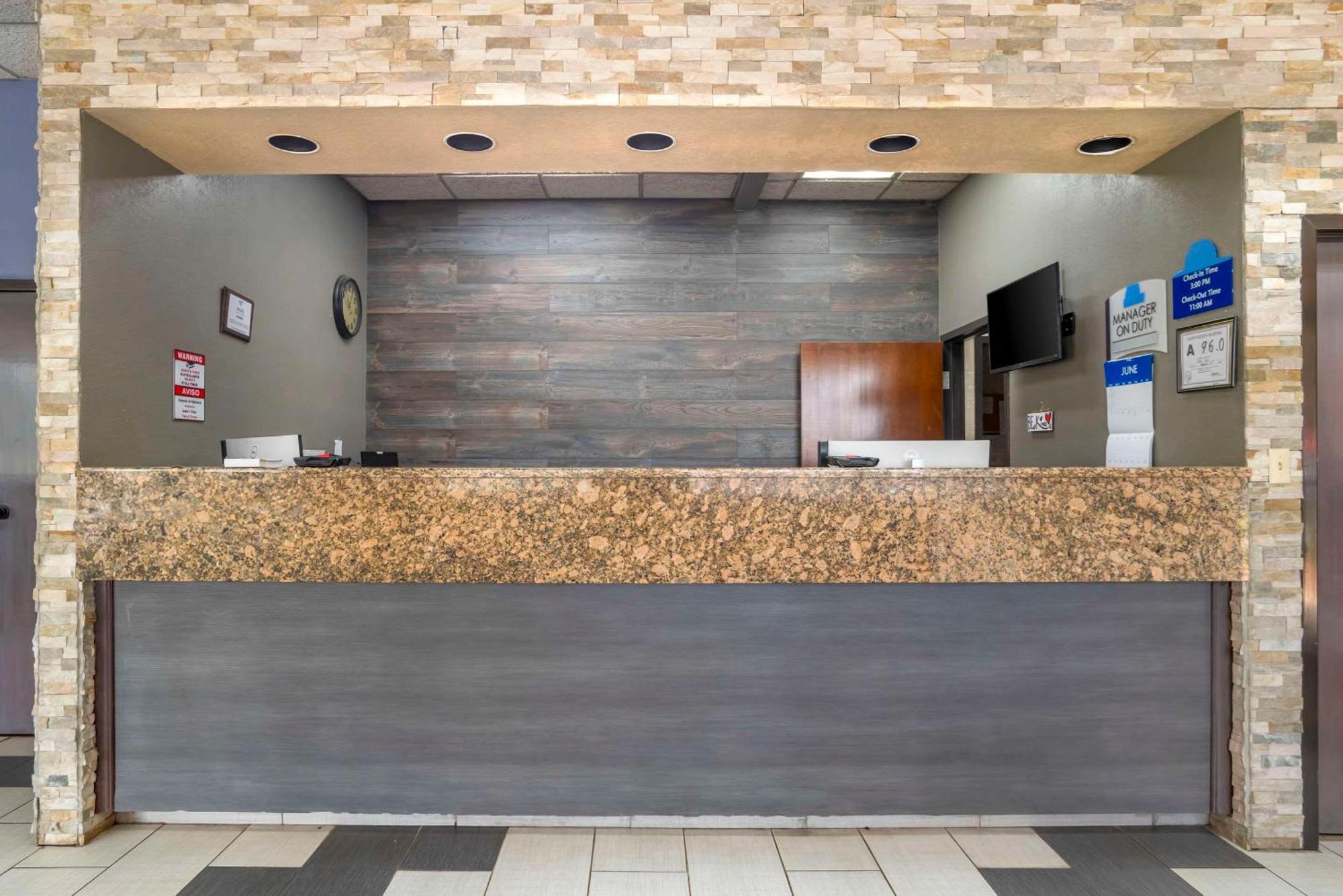 Quality Inn Near Speedway Wilkesboro Esterno foto