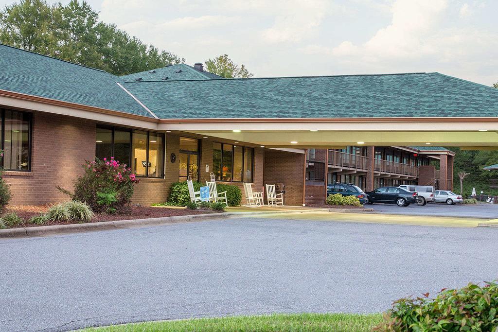 Quality Inn Near Speedway Wilkesboro Esterno foto
